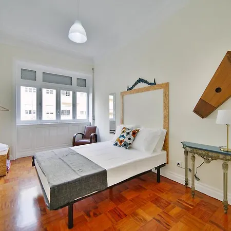 Stayin Musica Guest 3* Oporto